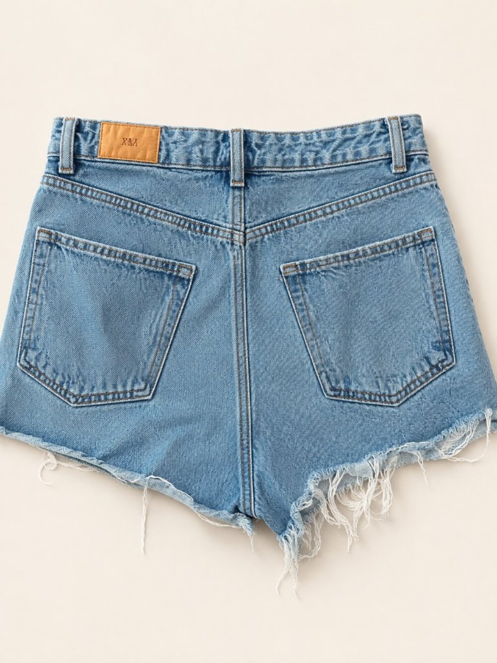 Zara Z1975 Women’s Size 4 Distressed Cutoff Denim Shorts Light Wash4 - Picture 4 of 6